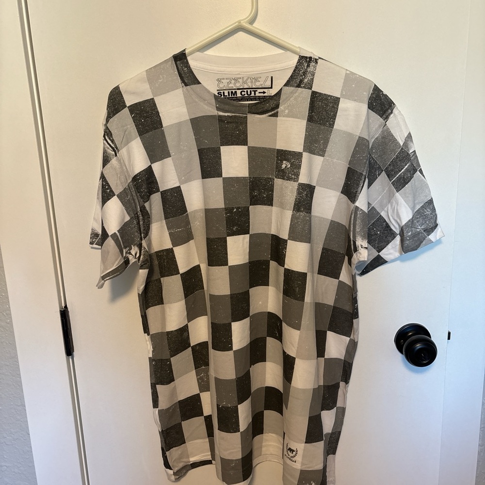 Ezekiel Black White Checkerboard‎ Slim Fit Tee Size L Streetwear
